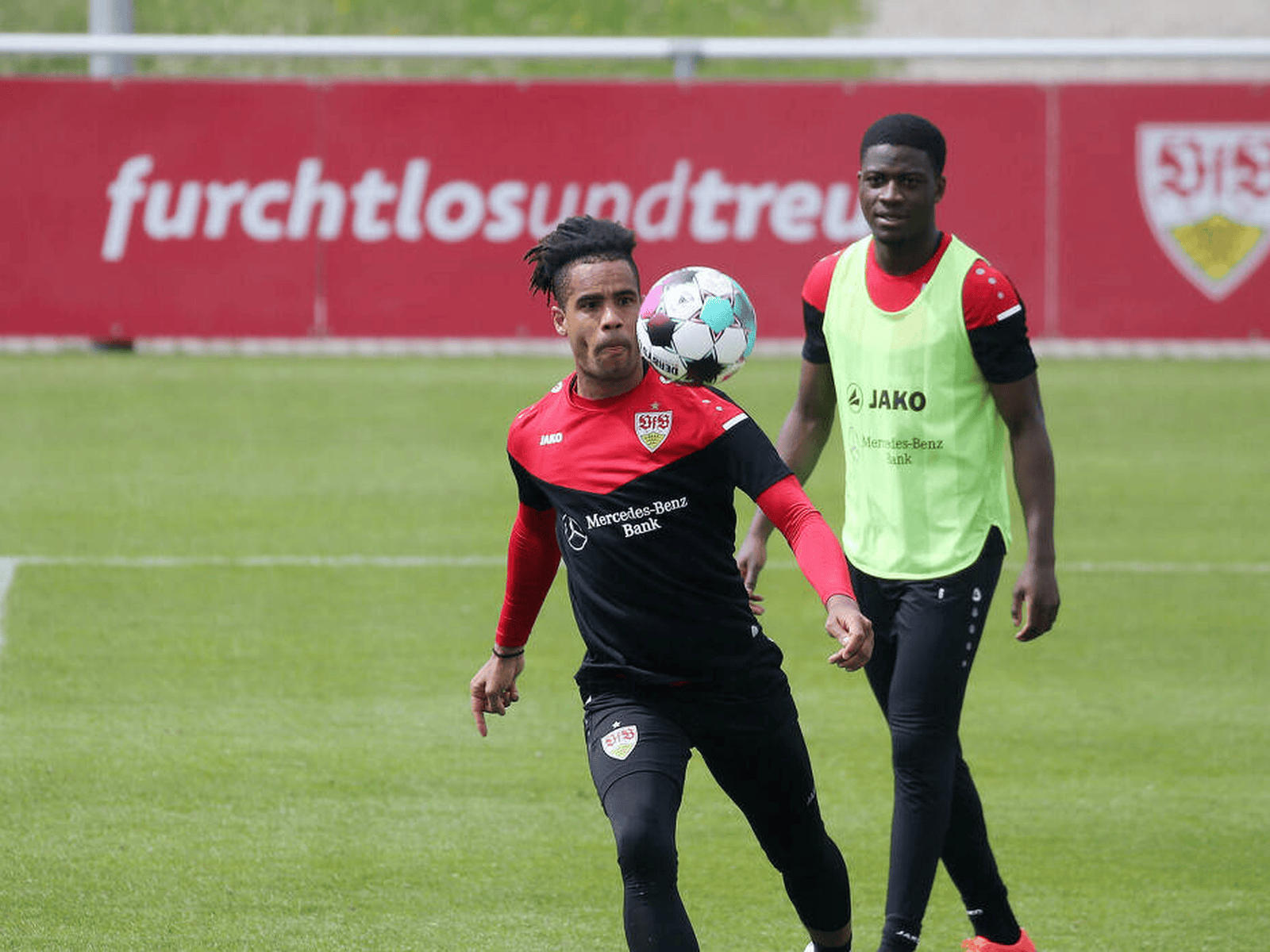 斯图加特更衣室发声备战德甲集结日犹他爵士备战意大利杯，现场解说直呼：广州队完成体检备战足总杯的简单介绍