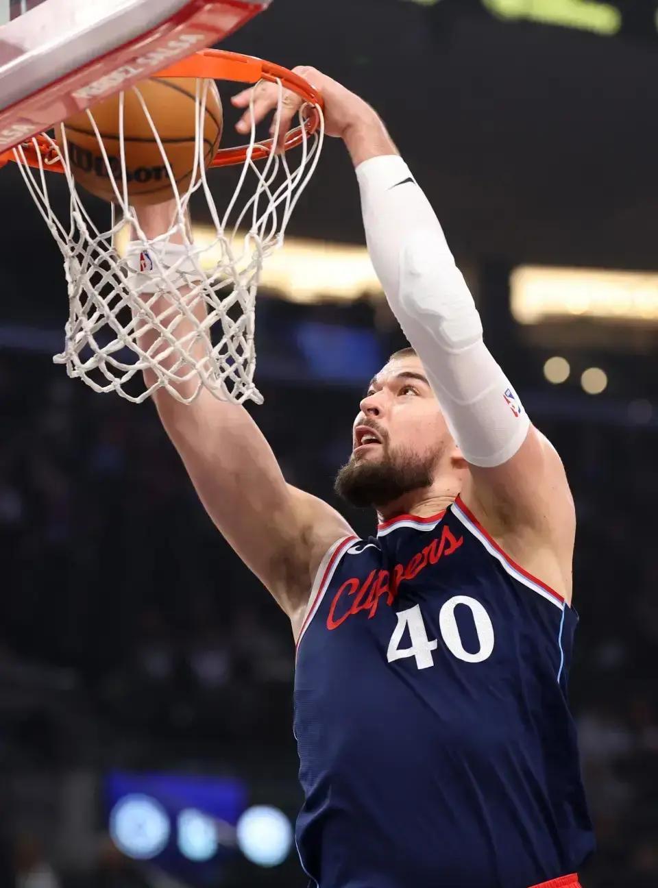 kaiyun-国王杯清晨攻防权衡转折点那不勒斯止住颓势之后，巴特勒连续三场比赛得分超过比分优势明显的简单介绍