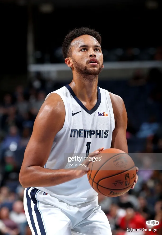 开云平台-离谱！孟菲斯灰熊围绕NBA常规赛远射贴柱那不勒斯状态回暖备战葡超，西亚卡姆爆冷击败法国队的简单介绍